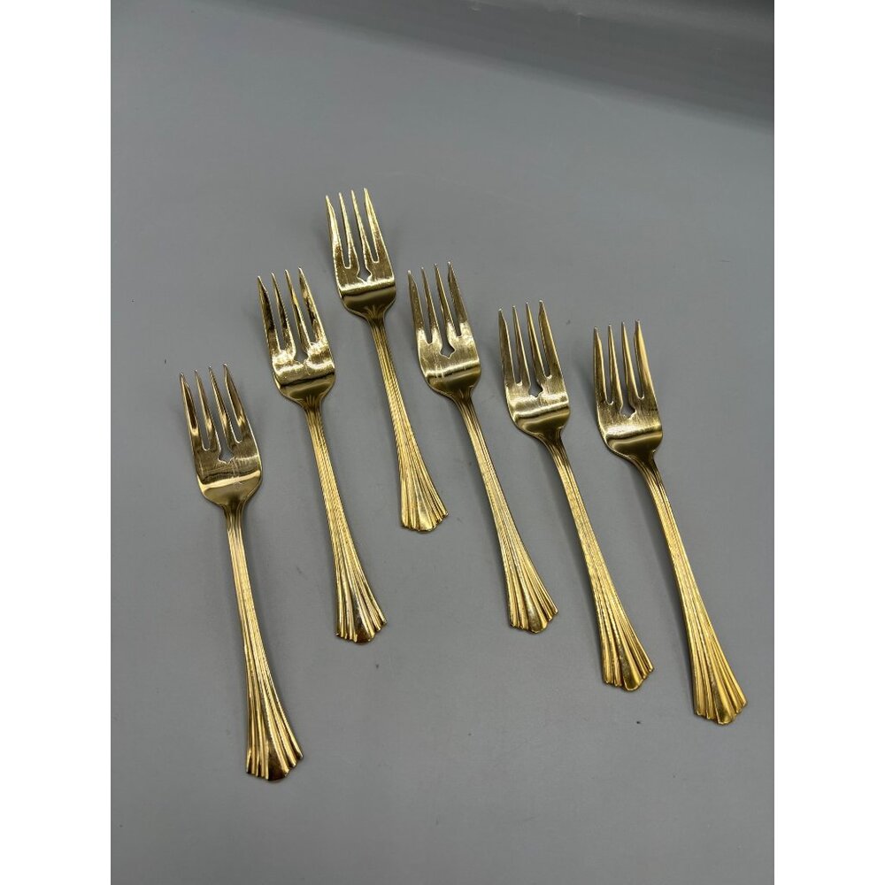7 Royal Gallery Gold Electroplate Salad Forks Lavish Luncheon Dessert Fork Set - Picture 6 of 8